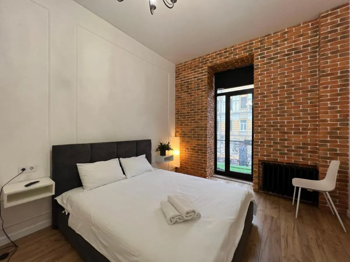 Apartment in Pushkinska str Kiev