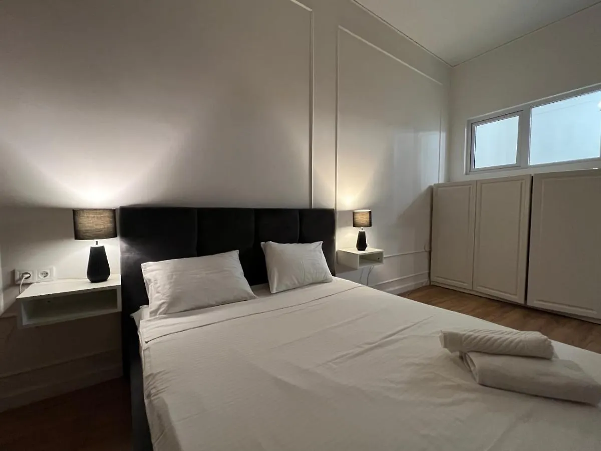 Apartment in Pushkinska str Kiev