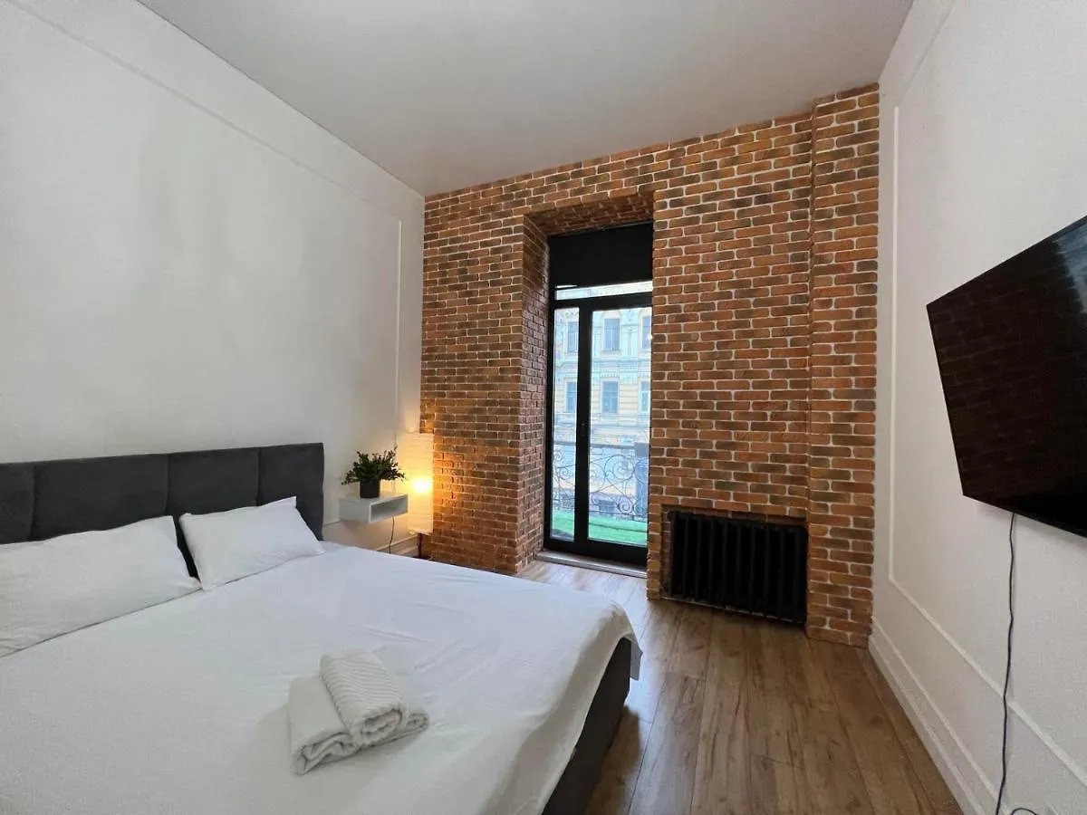 Apartment in Pushkinska str Kiev